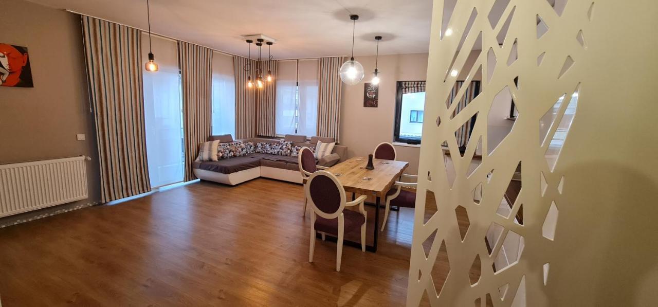 Tonitza Apartament Клуж-Напока Екстериор снимка