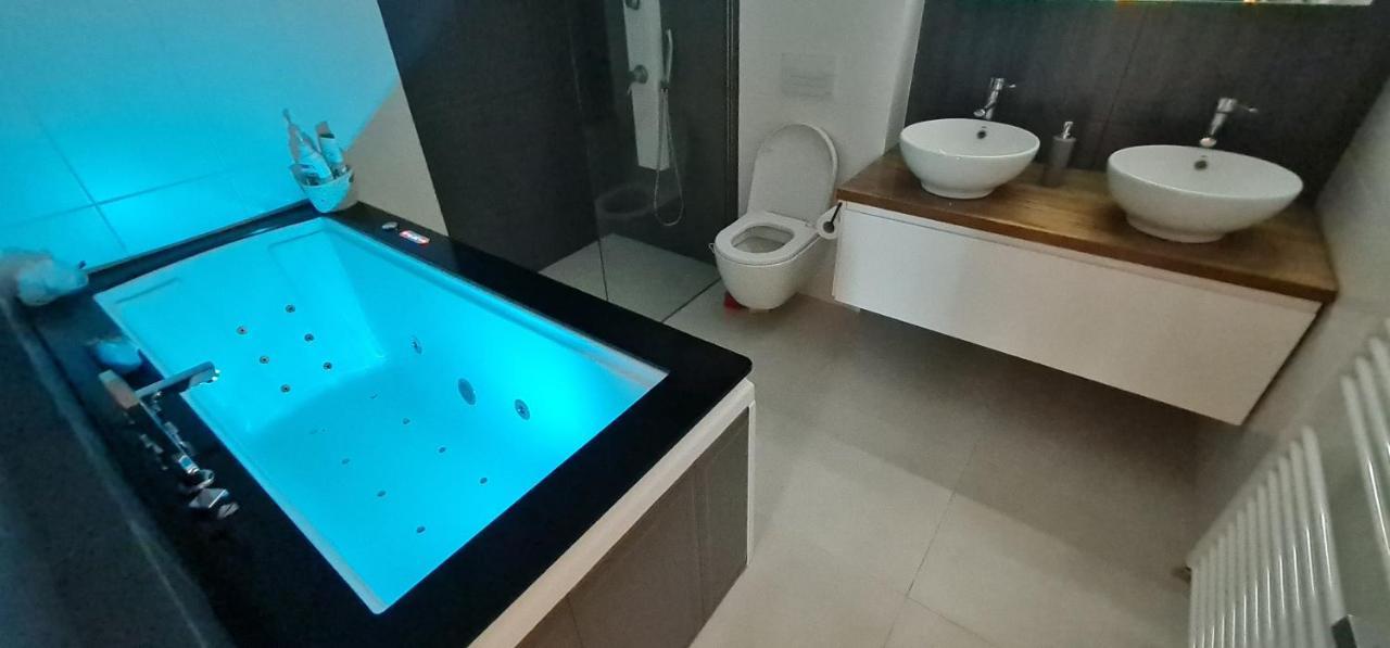 Tonitza Apartament Клуж-Напока Екстериор снимка