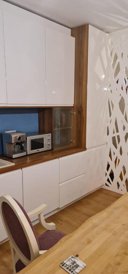 Tonitza Apartament Клуж-Напока Екстериор снимка
